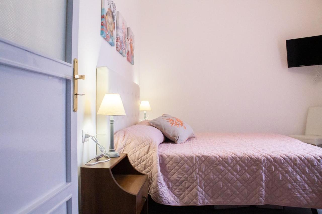 Stella Guest House Santa Teresa Gallura Ngoại thất bức ảnh