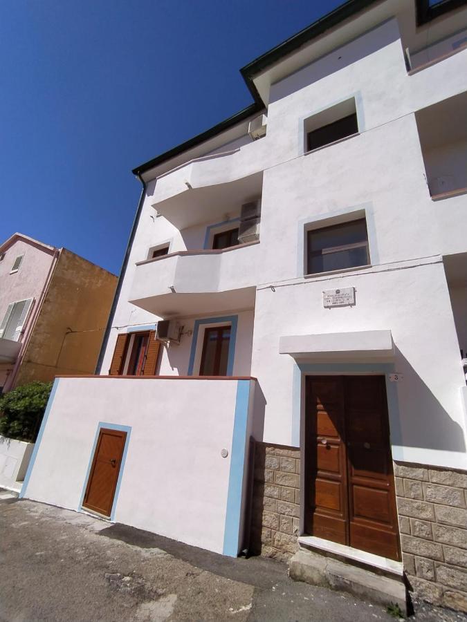 Stella Guest House Santa Teresa Gallura Ngoại thất bức ảnh